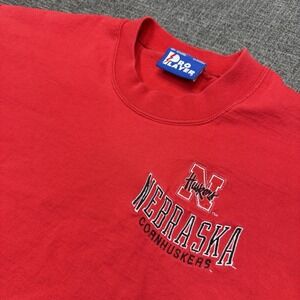 Nebraska Cornhuskers Pro Player T-Shirt XL Red Embroidered Spell Out Vintage 90s